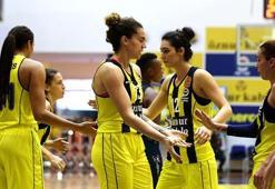 Salonda oyuncak yağacak!