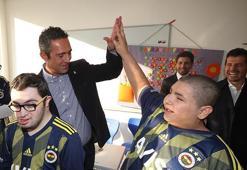 Ali Koç ve Fenerbahçeli futbolculardan okul ziyareti