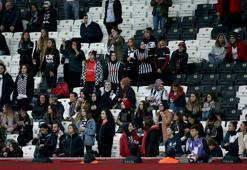 Beşiktaş maçını tribünlerden takip eden kadın taraftarlardan ortak mesaj