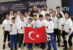 Paletli yüzmede Türk sporculardan 11 madalya
