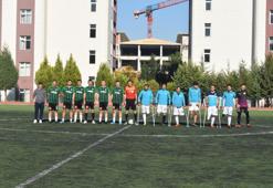 Denizlisporlu yöneticiler, ampute futbol takımıyla maç yaptı