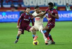 (ÖZET) Trabzonspor-Galatasaray maç sonucu: 1-1 (ts gs maç özeti)