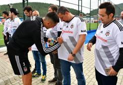 Beşiktaş'ta Vodafone'lu taraftarlar oyuncularla buluştu
