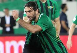 35'lik Burhan Akhisar'ı taşıyor