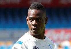 Beşiktaş'tan forvete sürpriz transfer! Balotelli