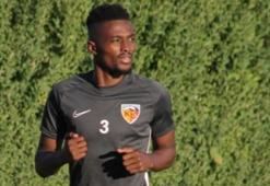 Bernard Mensah, Fenerbahçe'ye bedava geliyor