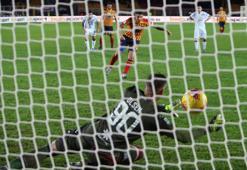 Lecce-Cagliari maçında olay!