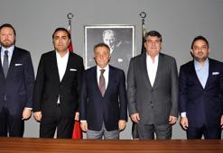 Serdal Adalı'dan Ahmet Nur Çebi'ye ziyaret
