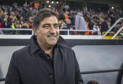 Ünal Karaman oyuncularına övgüler yağdırdı