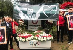 Naim Süleymanoğlu için anma töreni