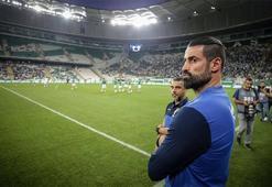 Volkan Demirel bu kez Atina'da