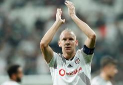Beşiktaşlı Vida'ya İngiltere'den dört transfer teklifi