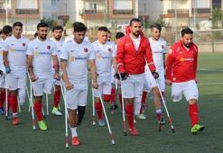 Yeşil sahaların gururlandıran kramponları