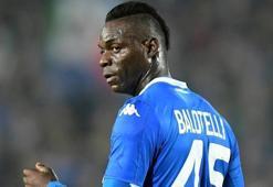 Roma'dan Balotelli'ye destek