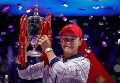 WTA Finalleri'nin şampiyonu Ashleigh Barty