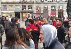 Madrid'de Çav Bella eşliğinde halay! Galatasaraylı taraftarlardan renkli görüntüler...