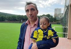 Fenerbahçe'nin idmanını 'parmak çocuk' İlker Bayrak takip etti
