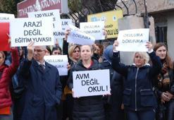 Fenerbahçe'ye devredilmişti... Öğrencilerden protesto gösterisi