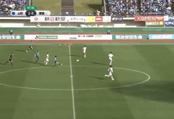 Bir maçta orta sahadan iki gol!