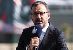 Bakan Kasapoğlu'ndan Para Tekvandoculara tebrik mesajı