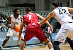 Beşiktaş Sompo Sigorta - Casademont Zaragoza maç sonucu: 73-74