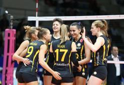 Vakıfbank, PTT Spor'a set vermedi
