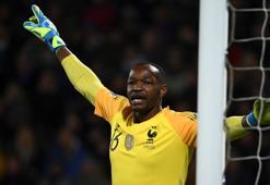 Steve Mandanda: "Türkiye'ye gerçek yüzümüzü göstermeliyiz"
