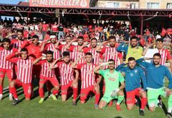 Futbolcular, Barış Pınarı Harekatı'nı asker selamı ile destekledi!
