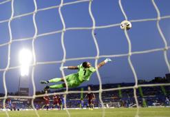 Uğurcan'ın kulakları tıkalı