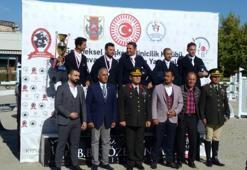 Binicilikte Cumhurbaşkanlığı Kupası'nı Oğuz Dalmış kazandı