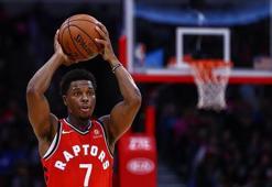 Lowry bir sene daha Toronto Raptors'ta