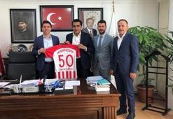 Acıgöl ve Gülşehir Belediye başkanları, Nevşehir Belediyespor'a destek verdi