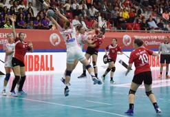 Hentbol Kadın Milli Takımı, Hırvatistan'a 30-21 yenildi