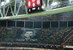 Koray Şener pankartına Galatasaraylılar'dan destek