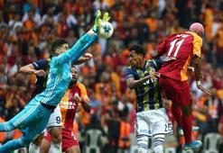 Serkan Akcan, Galatasaray-Fenerbahçe derbisinin ilk yarısını yorumladı!