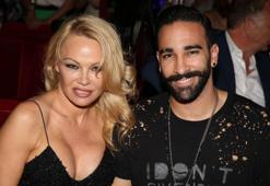 Fenerbahçeli Adil Rami'ye bir şok daha!