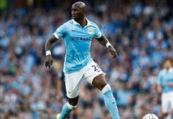 Mangala Valencia'ya imzayı attı