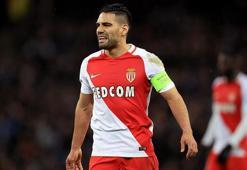 Galatasaray'da sıcak saatler! Falcao evini boşalttı İstanbul'a gelecek