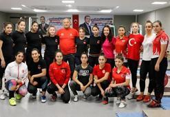 Avrupa Şampiyonası'nda Türkiye'yi temsil edebilmek için ter döküyorlar