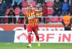 Tjaronn Chery İsrail'e transfer oldu!