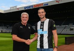 Andy Carroll, Newcastle United'a döndü