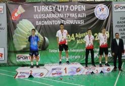 Türkiye badmintonda 5 kategoride şampiyon