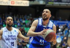Akhisar Belediye Basketbol'da imzalar sürüyor