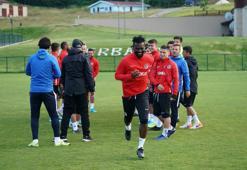 Gazişehir'de yeni transfer Abdul Aziz Tetteh takıma katıldı