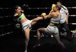 Kickboksçular Alanya'da ringe çıktı
