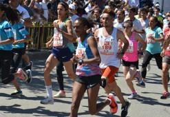 Milli Mücadele Maratonu'nda Elvan Abeylegesse ve Sezgin Ataç birinci oldu