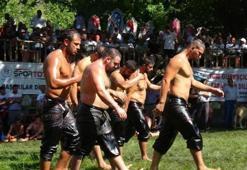 Başpehlivanlık güreşi 45 dakika sürdü