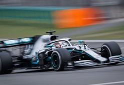 Almanya'da pole pozisyonu Hamilton'ın