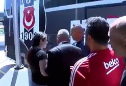 Orhan Ak'a tepki gösteren kadın taraftara: İstemiyorsan başka yere git!