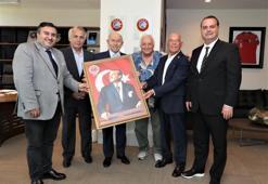 TÜRFAD'dan Nihat Özdemir'e ziyaret
